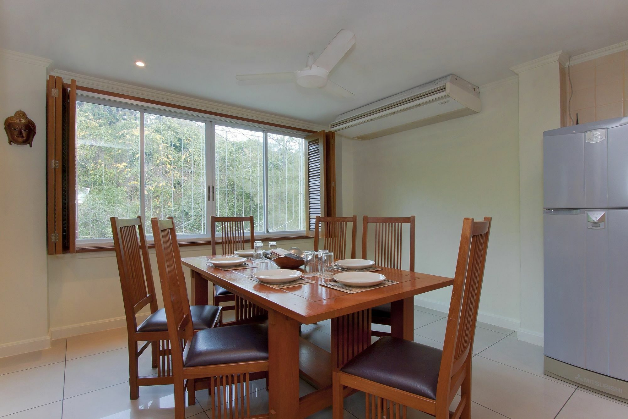 Argyle Apartments Pattaya Exterior photo